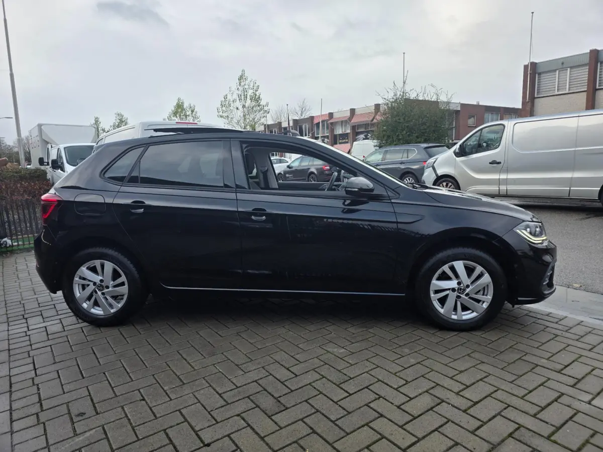 1.0 TSI Style | AUTOMAAT | Met o.a. IQ lights, digitaal dashboard, adaptive cruise, panoramadak en navigatie!