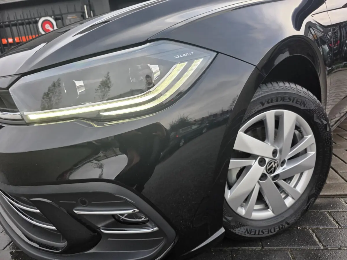 1.0 TSI Style | AUTOMAAT | Met o.a. IQ lights, digitaal dashboard, adaptive cruise, panoramadak en navigatie!