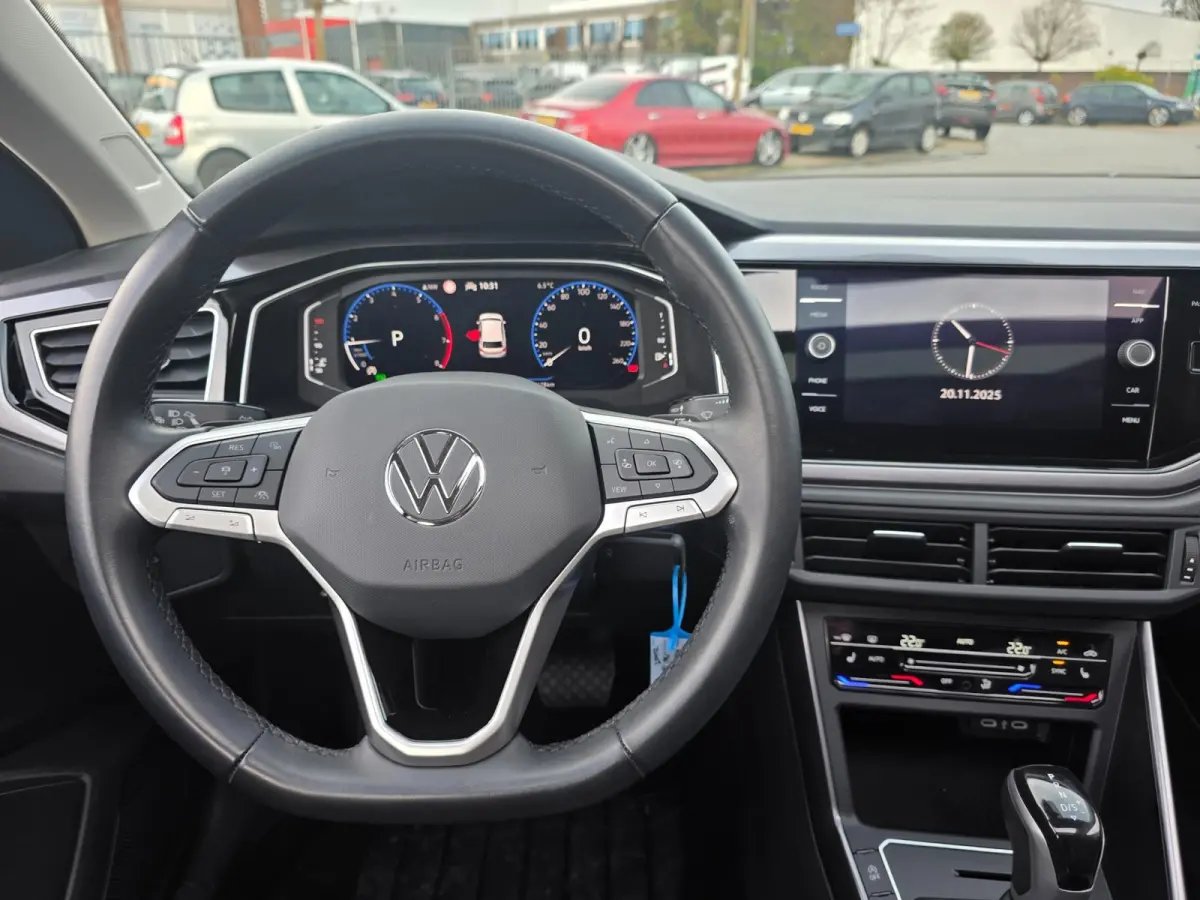 1.0 TSI Style | AUTOMAAT | Met o.a. IQ lights, digitaal dashboard, adaptive cruise, panoramadak en navigatie!