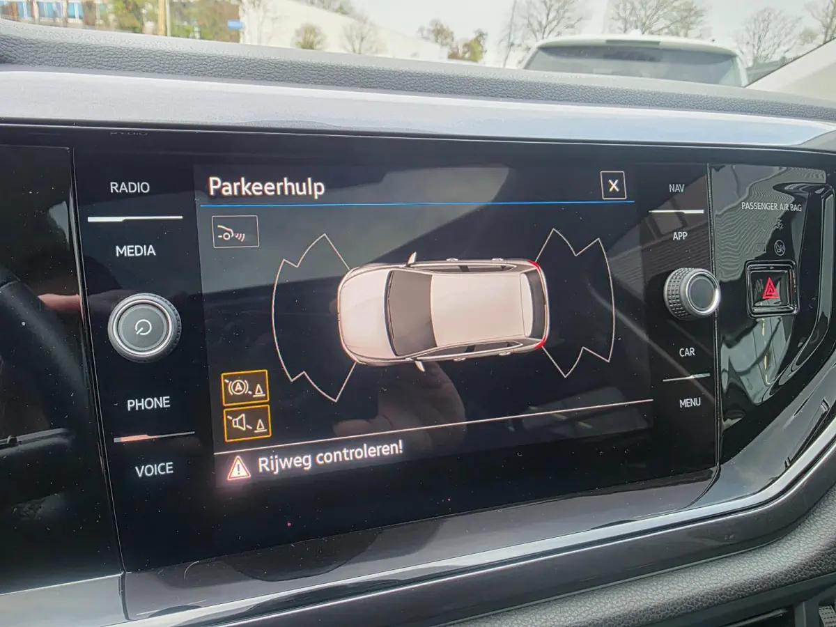 1.0 TSI Style | AUTOMAAT | Met o.a. IQ lights, digitaal dashboard, adaptive cruise, panoramadak en navigatie!