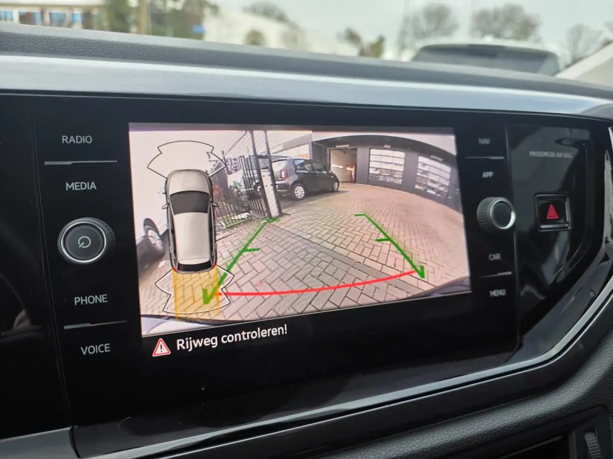1.0 TSI Style | AUTOMAAT | Met o.a. IQ lights, digitaal dashboard, adaptive cruise, panoramadak en navigatie!