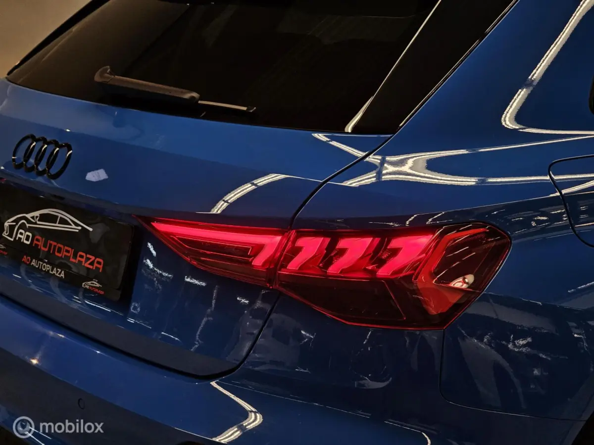 45 TFSI e S edition Competition Panorama/Matrix/3x S-line