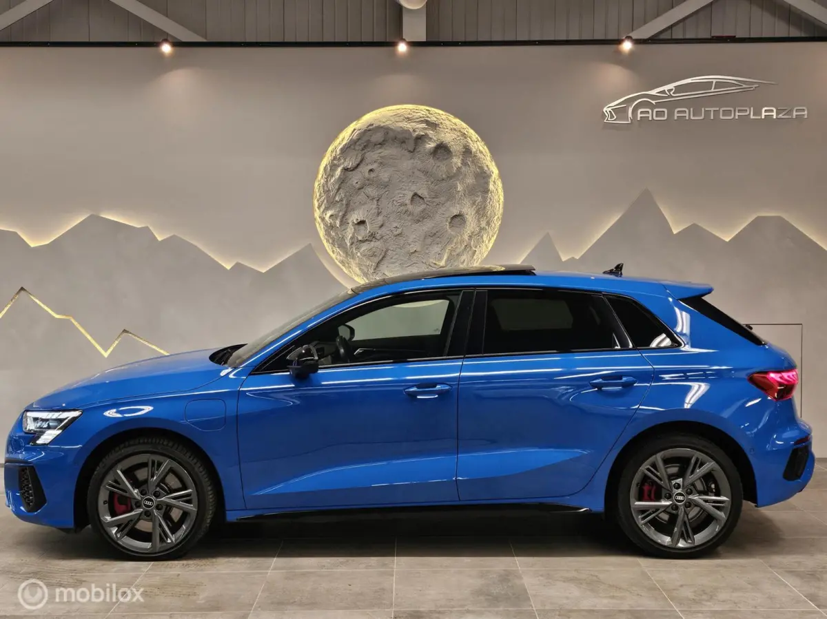 45 TFSI e S edition Competition Panorama/Matrix/3x S-line