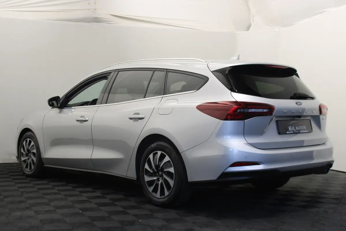 1.0 EcoBoost Hybrid Titanium |Camera|groot Navi|
