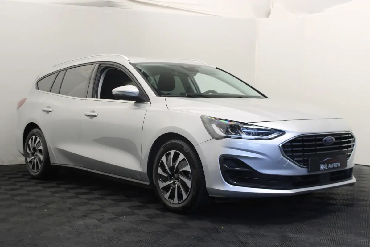 1.0 EcoBoost Hybrid Titanium |Camera|groot Navi|