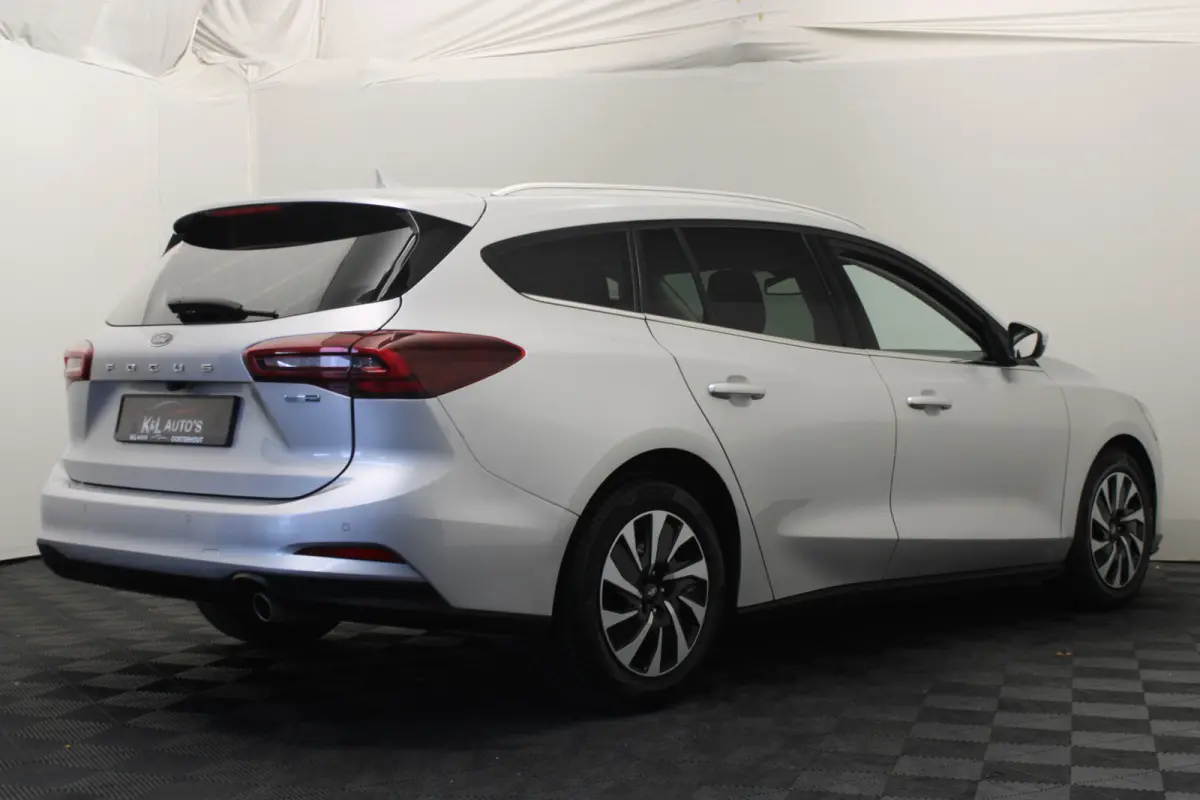 1.0 EcoBoost Hybrid Titanium |Camera|groot Navi|