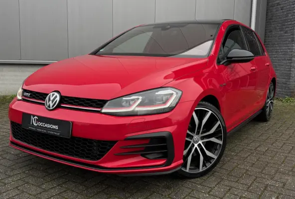 2.0 TSI GTI 245 PK Performance / PANO / KEYLESS / DYNAUDIO