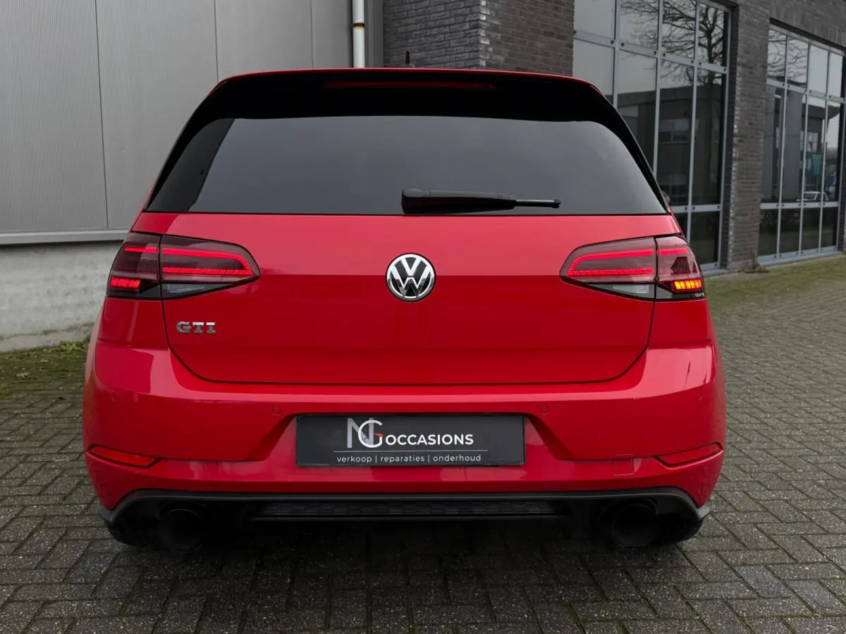 2.0 TSI GTI 245 PK Performance / PANO / KEYLESS / DYNAUDIO