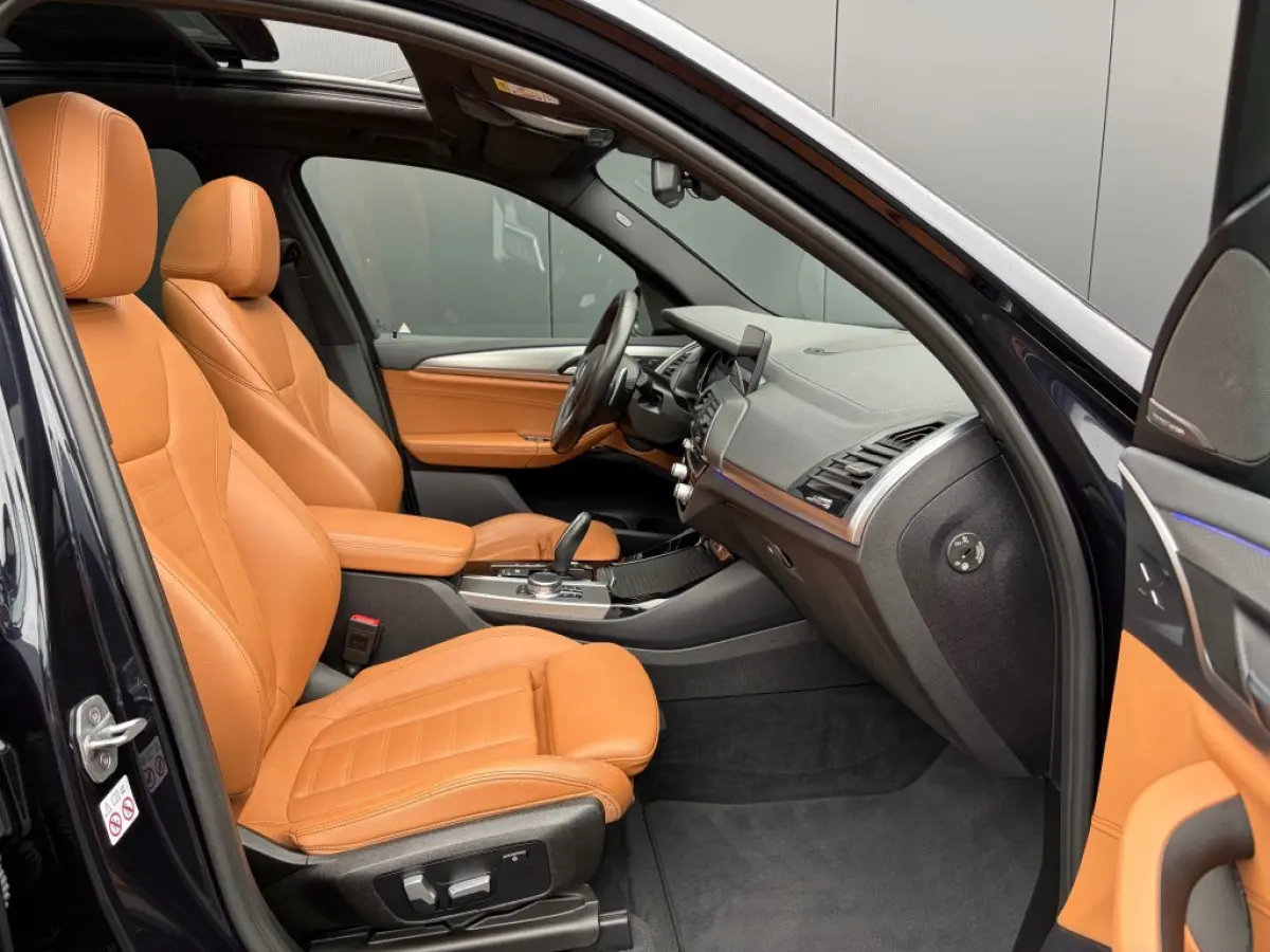 M40i xDrive Pano H/K Sfeerlicht ACC Memory Camera Stuurverwarming