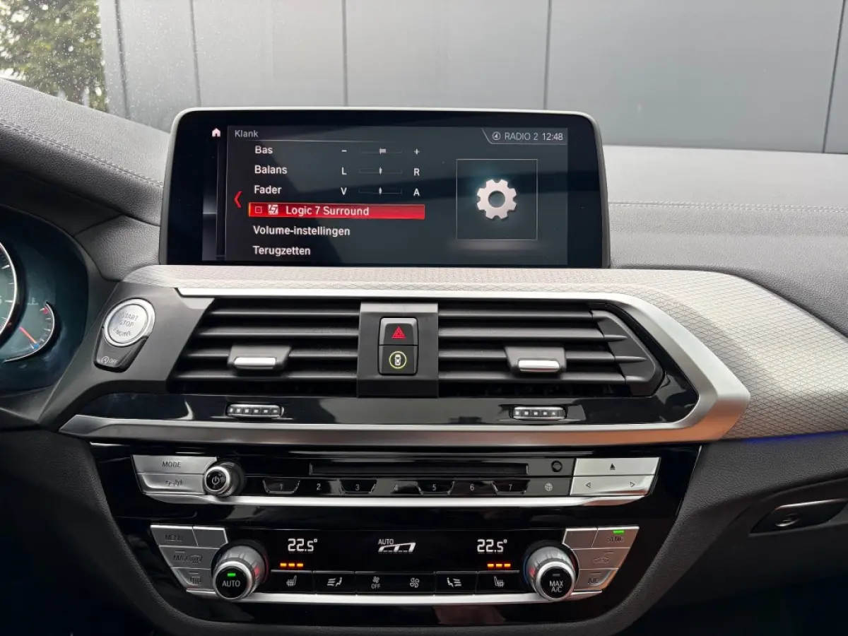 M40i xDrive Pano H/K Sfeerlicht ACC Memory Camera Stuurverwarming