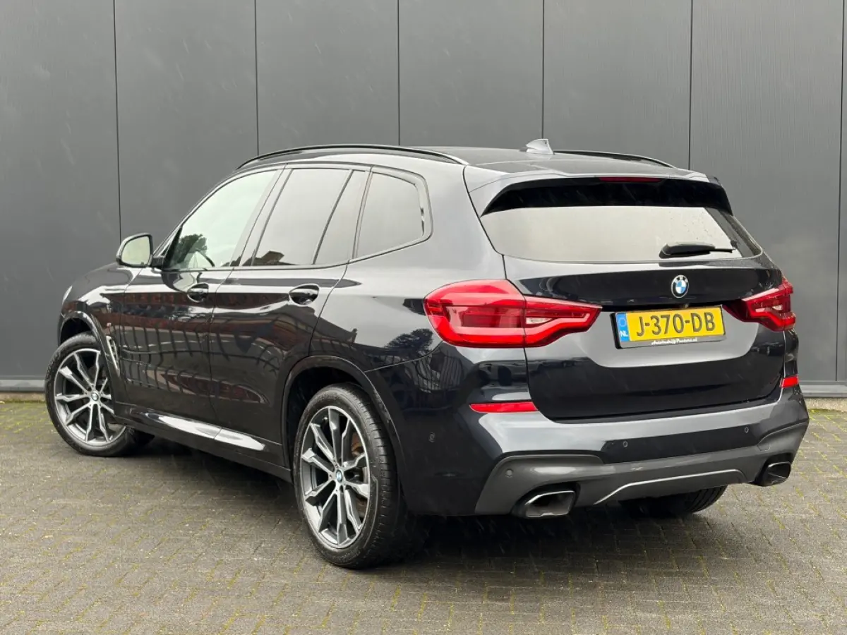 M40i xDrive Pano H/K Sfeerlicht ACC Memory Camera Stuurverwarming