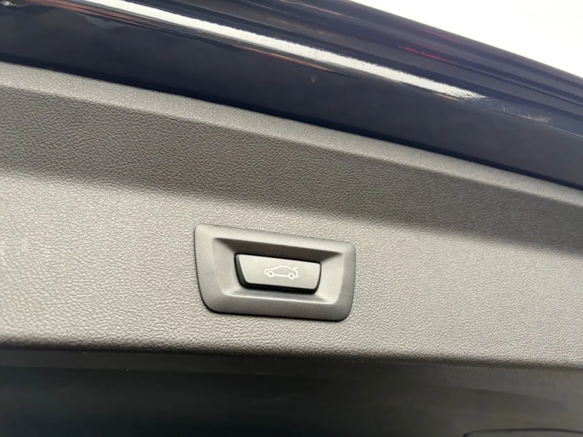 M40i xDrive Pano H/K Sfeerlicht ACC Memory Camera Stuurverwarming