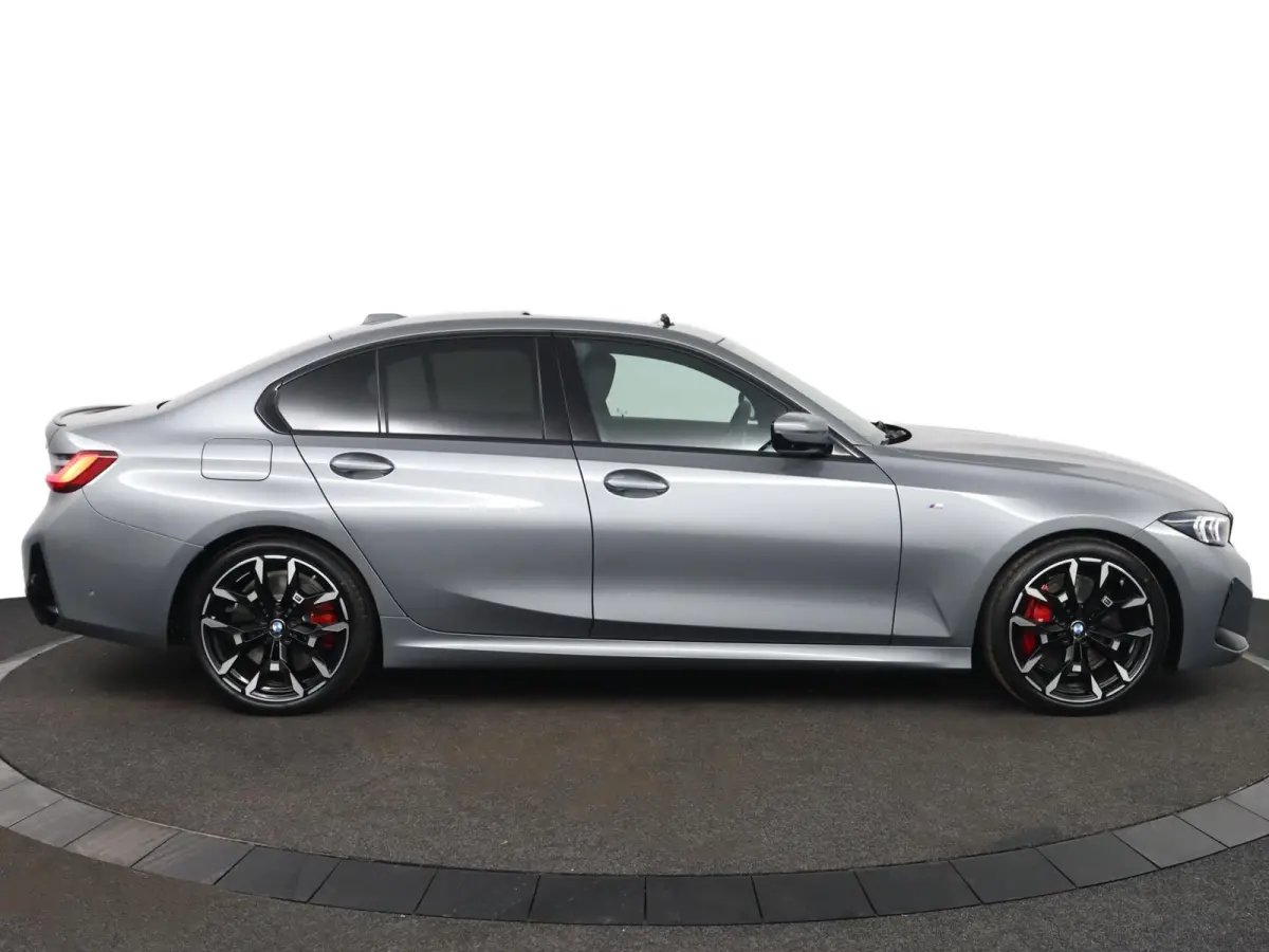 318i M Sportpakket Pro | Trekhaak | Comfort Pack | Innovation Pack