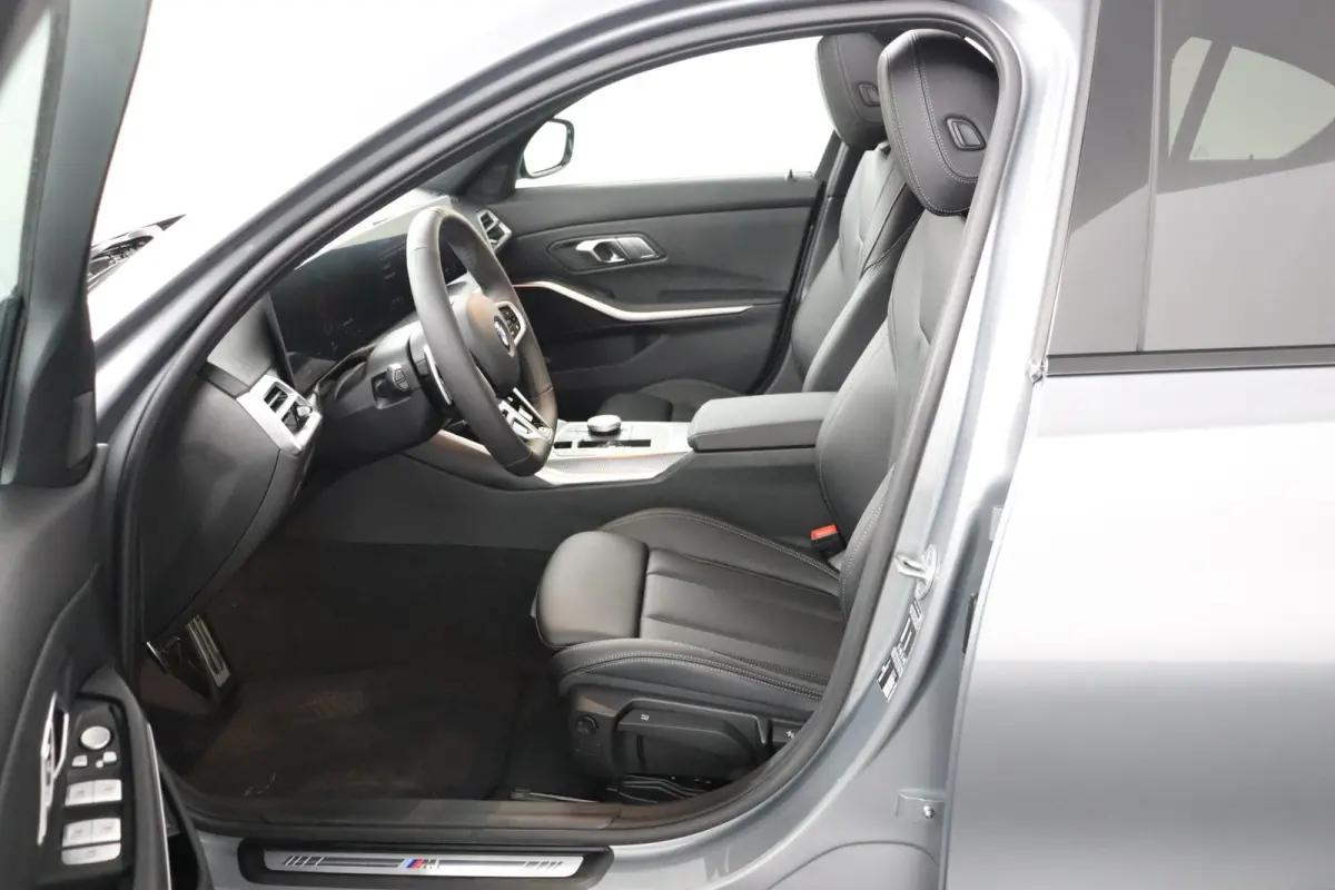 318i M Sportpakket Pro | Trekhaak | Comfort Pack | Innovation Pack