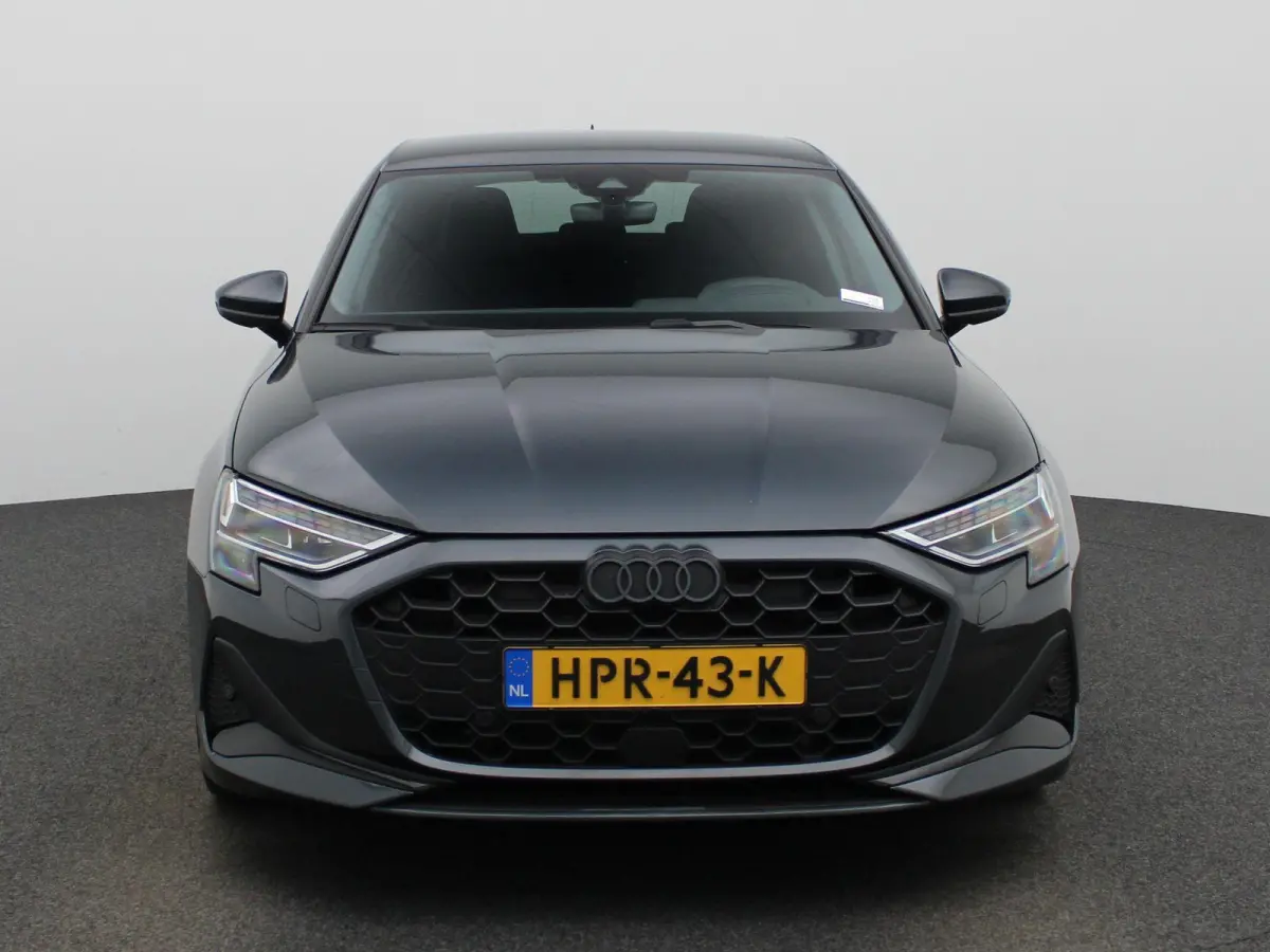 40 TFSI e Advanced edition l Adaptive cruise control l Airco l Navigatie l Stoelverwarming l Head-up display l Apple Carplay / Android Auto l Achteruitrijcamera l Optiekpakket zwart plus l S