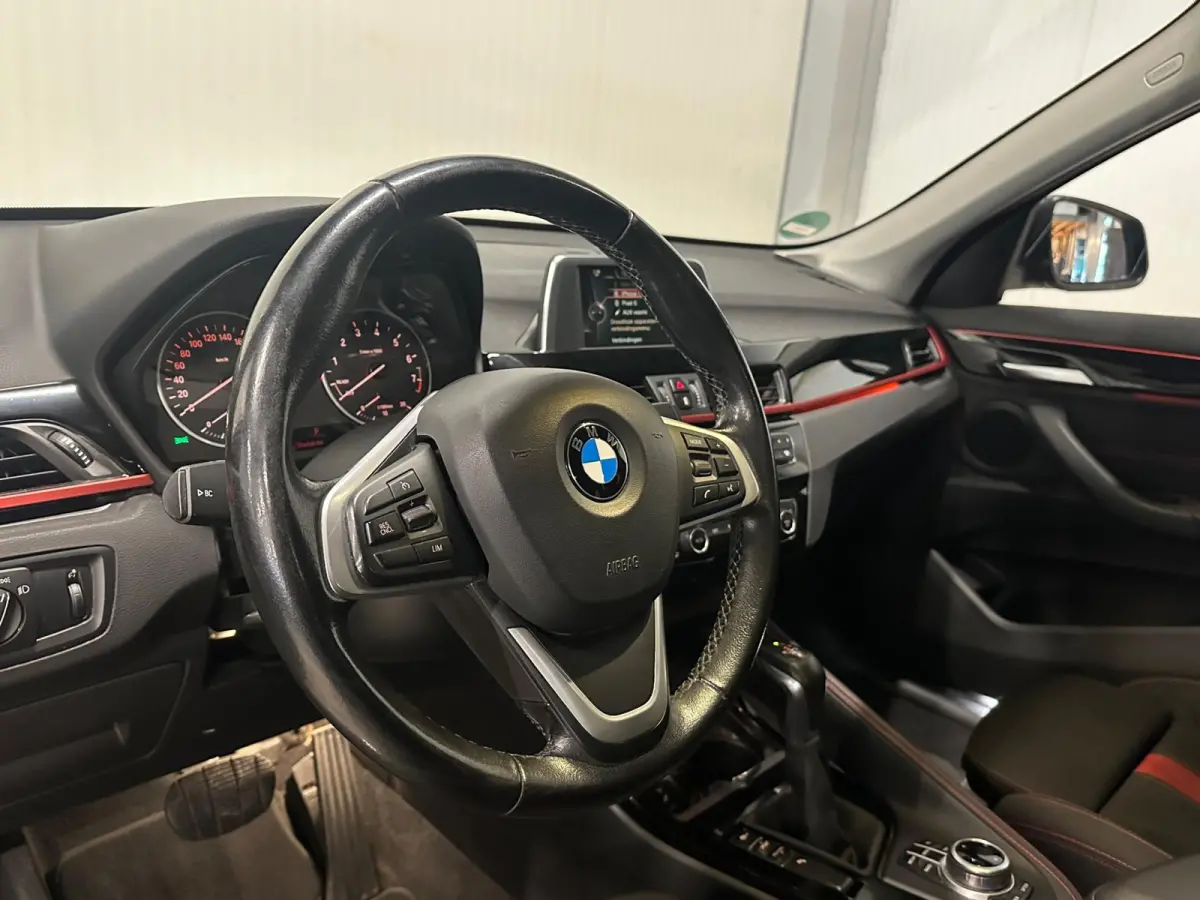 SDrive18i Executive | NAP | TREKHAAK | SHADOW LINE | CRUISE CONTROL