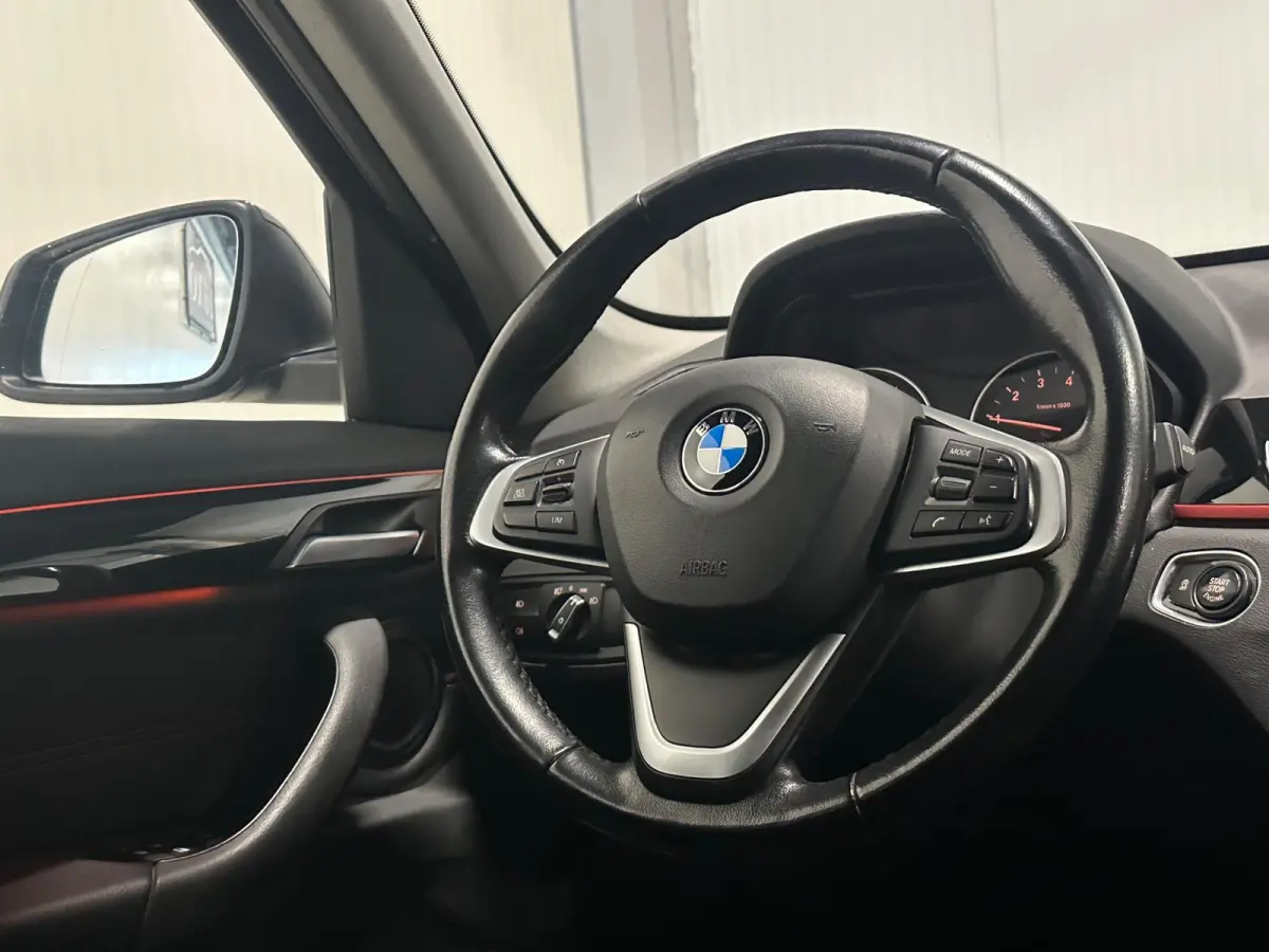 SDrive18i Executive | NAP | TREKHAAK | SHADOW LINE | CRUISE CONTROL