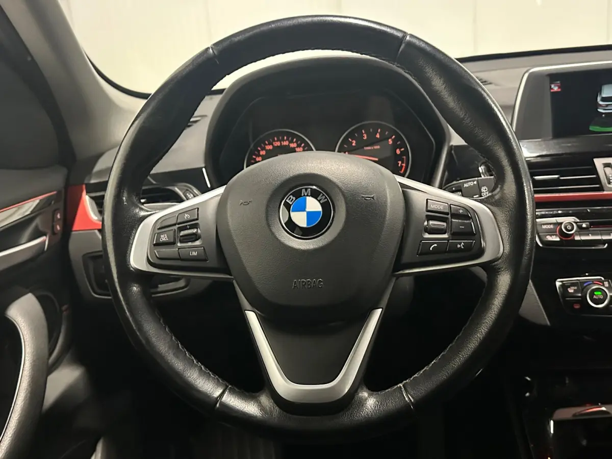SDrive18i Executive | NAP | TREKHAAK | SHADOW LINE | CRUISE CONTROL