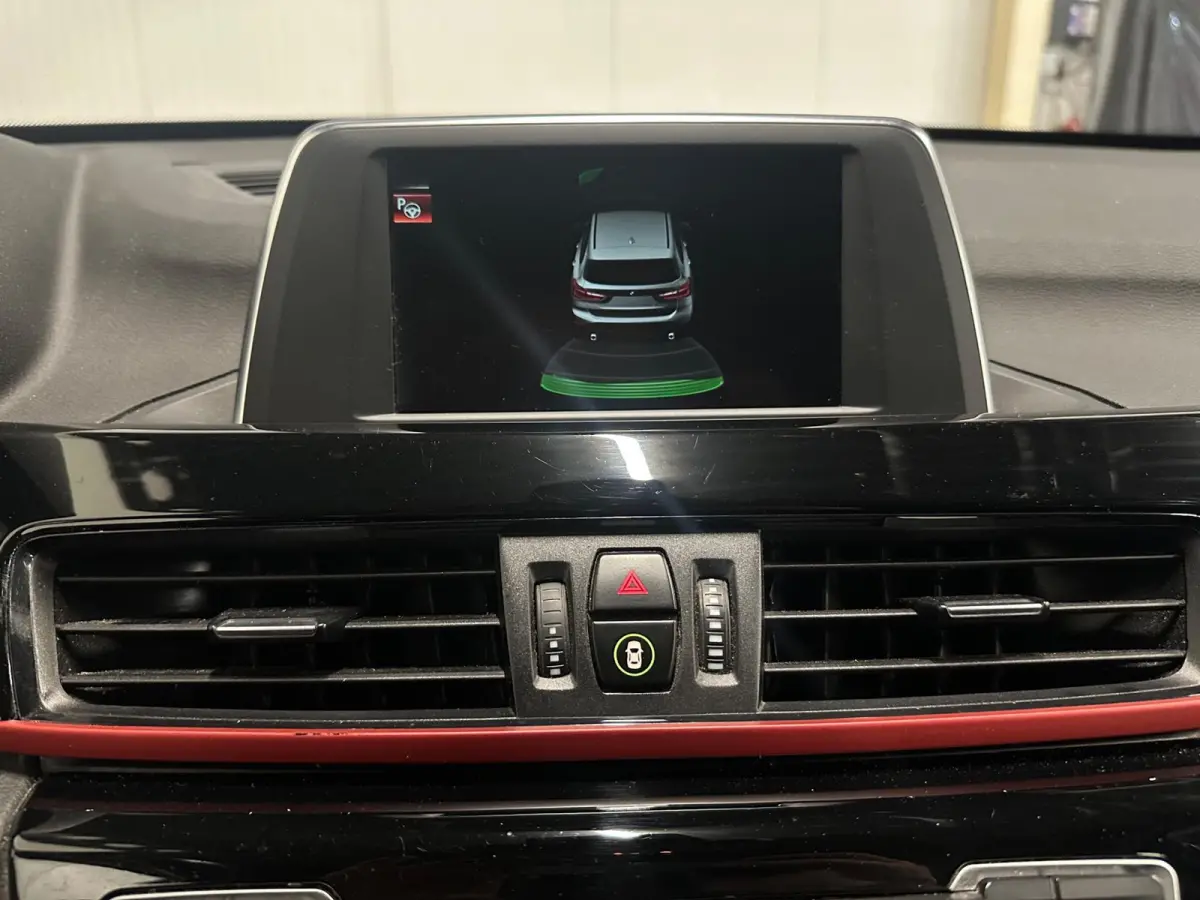 SDrive18i Executive | NAP | TREKHAAK | SHADOW LINE | CRUISE CONTROL