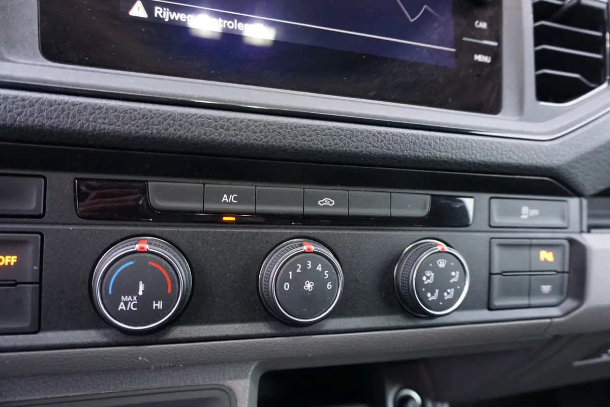 140pk Automaat L4H3/L3H2 Apple carplay Camera Navigatie Parkeersensoren 3-Zits