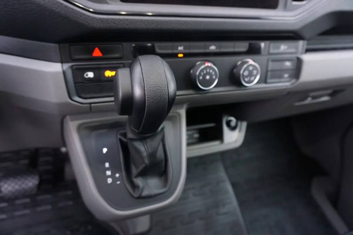 140pk Automaat L4H3/L3H2 Apple carplay Camera Navigatie Parkeersensoren 3-Zits