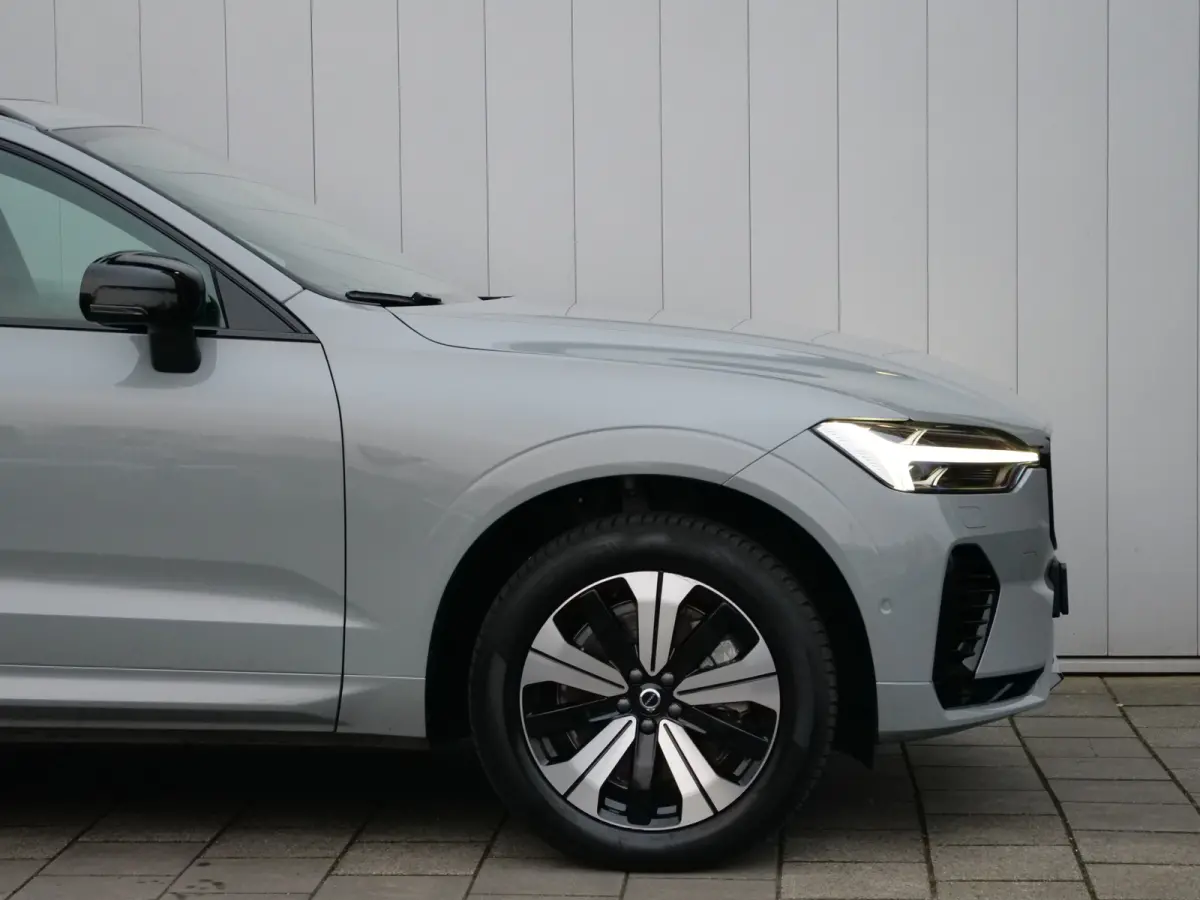 2.0 T6 Plug-in hybrid AWD Plus Dark 350 Pk Automaat Navi / Leer / Pano-dak / DAB / Apple Carplay / Harman Kardon