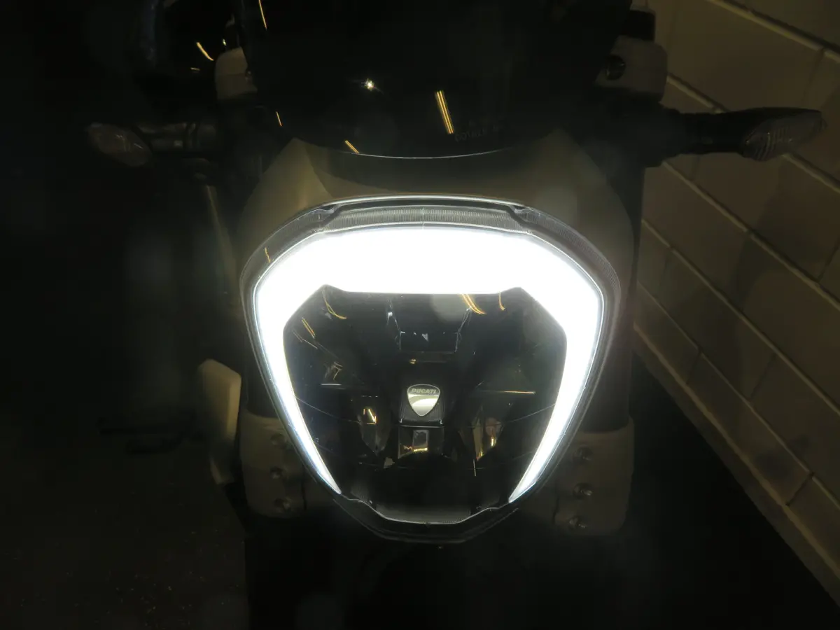 X DIAVEL S VELE EXTRAS