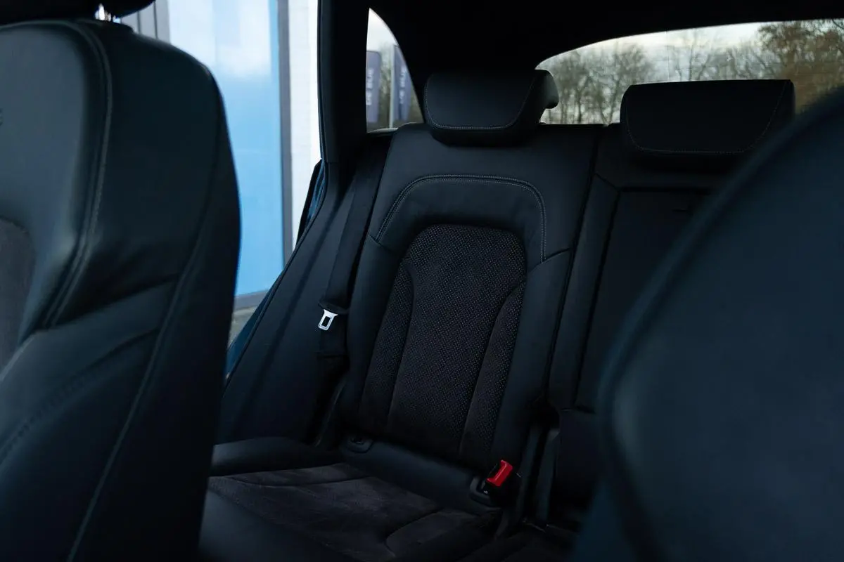 2.0 TFSI Quattro Sport|2e Eig|S-Line|Trekhaak|Panoramadak|Xenon|Automaat|Isofix|Dealer Onderhouden