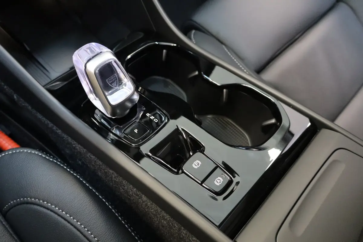 B4 197PK Plus Dark | 360° | Panoramadak | Getint Glas | HK Audio