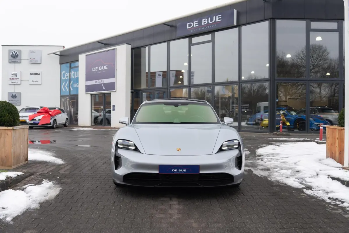 4S Performance 84 kWh|1 Eig.|Matrix|Chrono|Achteras besturing|Panoramadak|SportDesign|Bose|Luchtvering|Full Option|Dealer Onderhouden