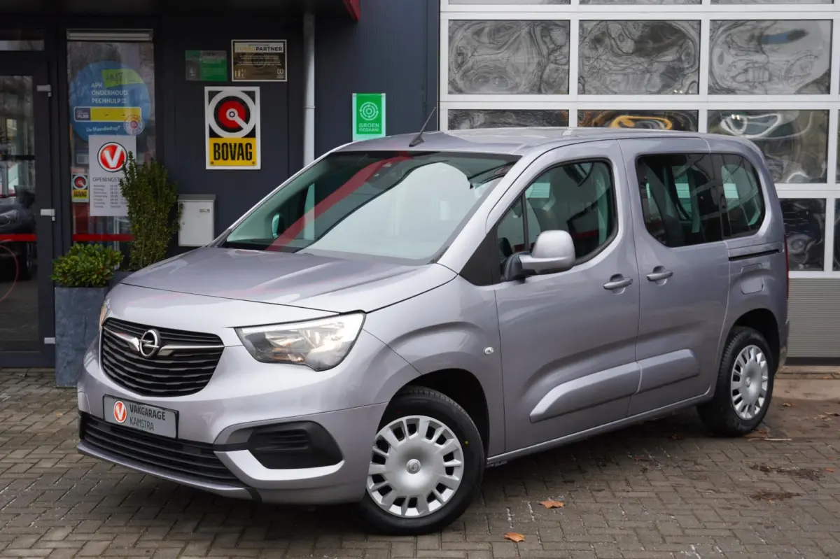 1.2T Edition NAP 5-pers/Airco/Cruise/PDC/BT