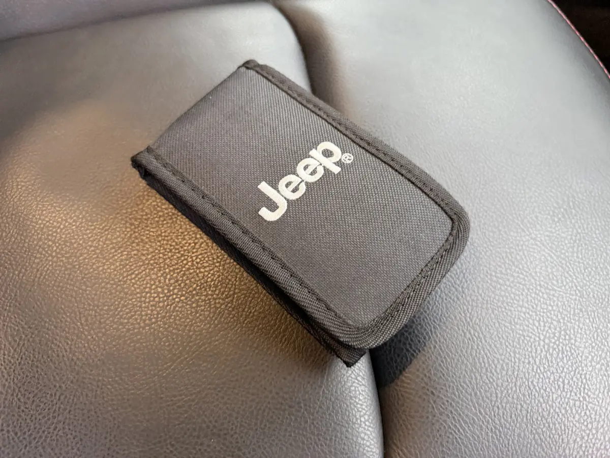 JEEP RUBICON 3.6L V6 5 Zitplaatsen Trekhaak Tonneau cover Carplay Leder LED BTW