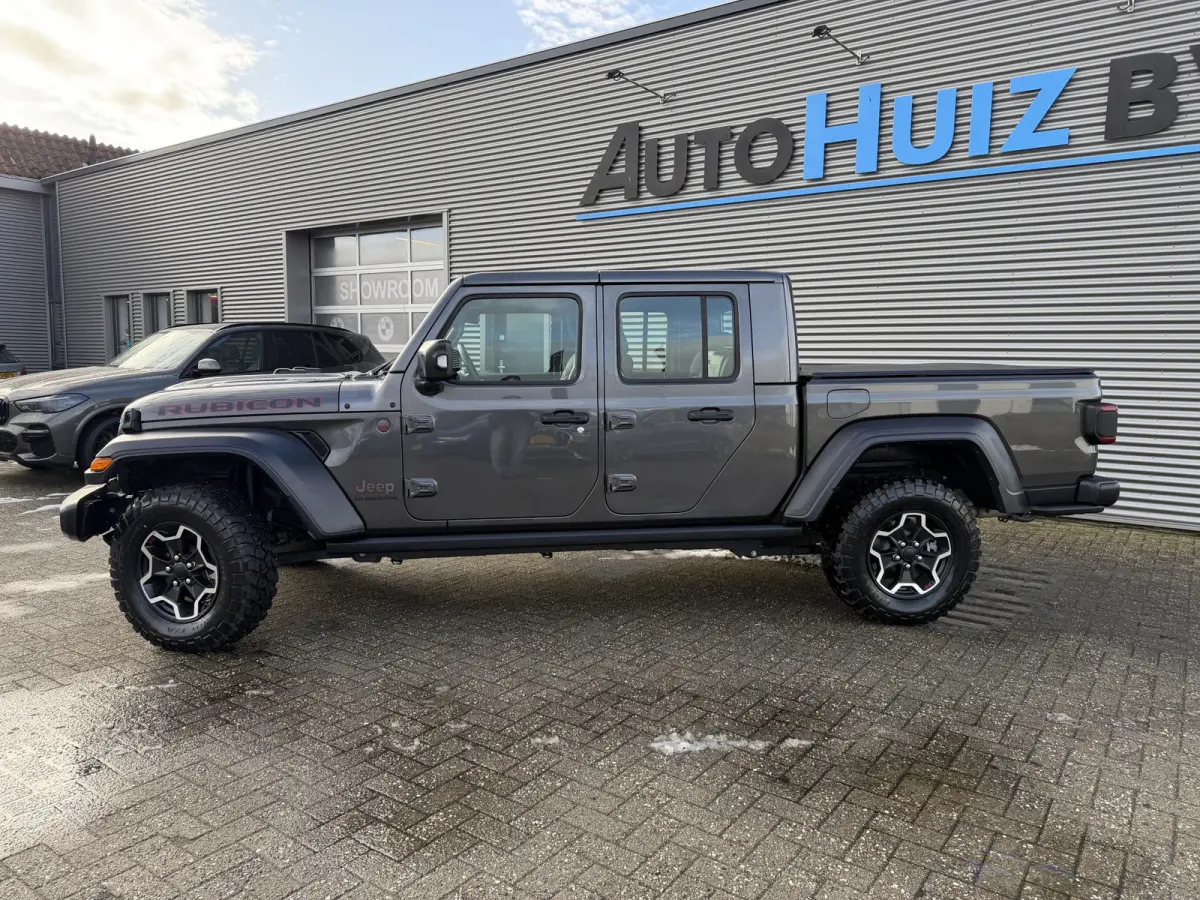 JEEP RUBICON 3.6L V6 5 Zitplaatsen Trekhaak Tonneau cover Carplay Leder LED BTW