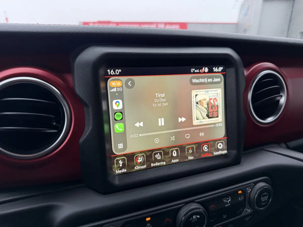 JEEP RUBICON 3.6L V6 5 Zitplaatsen Trekhaak Tonneau cover Carplay Leder LED BTW