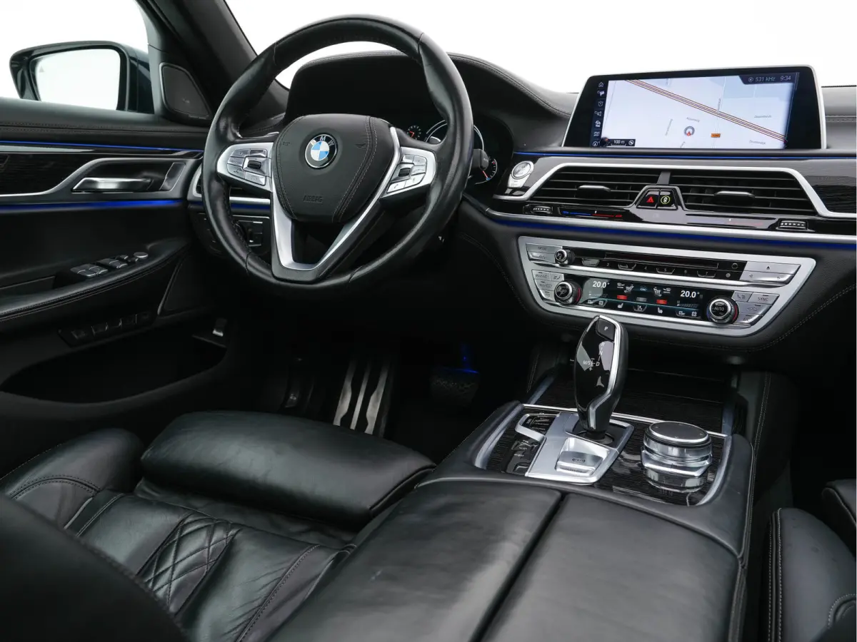 750i Long M-Aerodynamic xDrive High Executive Aut. *PANO | DESIGN-LEATHER | LASER-LED | SOFTCLOSE |TOPVIEW | HARMAN/KARDON-SOUND | MEMORY-PACK | NAVI-FULLMAP | KEYLESS | ADAPTIVE-CRUISE | HE