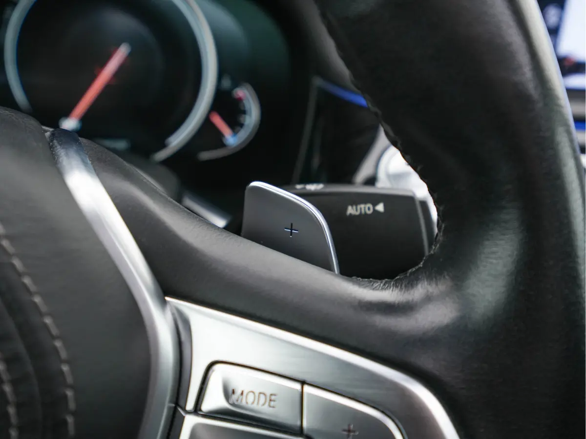 750i Long M-Aerodynamic xDrive High Executive Aut. *PANO | DESIGN-LEATHER | LASER-LED | SOFTCLOSE |TOPVIEW | HARMAN/KARDON-SOUND | MEMORY-PACK | NAVI-FULLMAP | KEYLESS | ADAPTIVE-CRUISE | HE