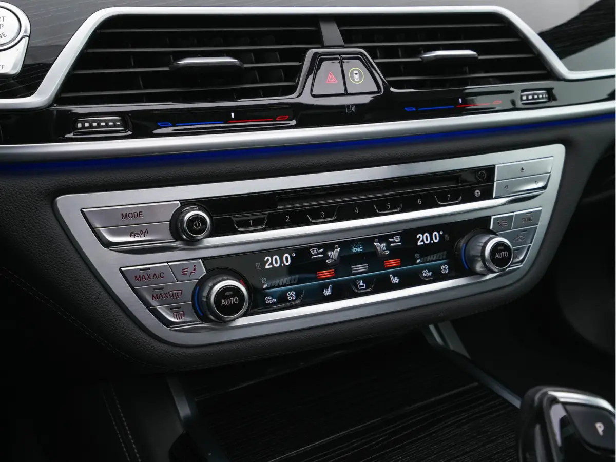 750i Long M-Aerodynamic xDrive High Executive Aut. *PANO | DESIGN-LEATHER | LASER-LED | SOFTCLOSE |TOPVIEW | HARMAN/KARDON-SOUND | MEMORY-PACK | NAVI-FULLMAP | KEYLESS | ADAPTIVE-CRUISE | HE