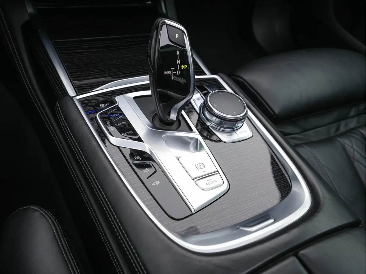 750i Long M-Aerodynamic xDrive High Executive Aut. *PANO | DESIGN-LEATHER | LASER-LED | SOFTCLOSE |TOPVIEW | HARMAN/KARDON-SOUND | MEMORY-PACK | NAVI-FULLMAP | KEYLESS | ADAPTIVE-CRUISE | HE