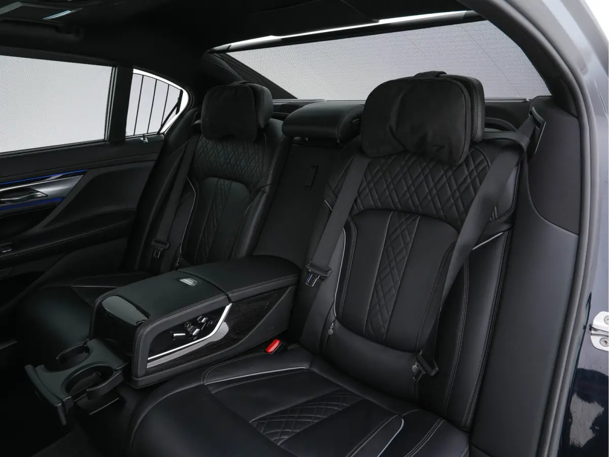750i Long M-Aerodynamic xDrive High Executive Aut. *PANO | DESIGN-LEATHER | LASER-LED | SOFTCLOSE |TOPVIEW | HARMAN/KARDON-SOUND | MEMORY-PACK | NAVI-FULLMAP | KEYLESS | ADAPTIVE-CRUISE | HE