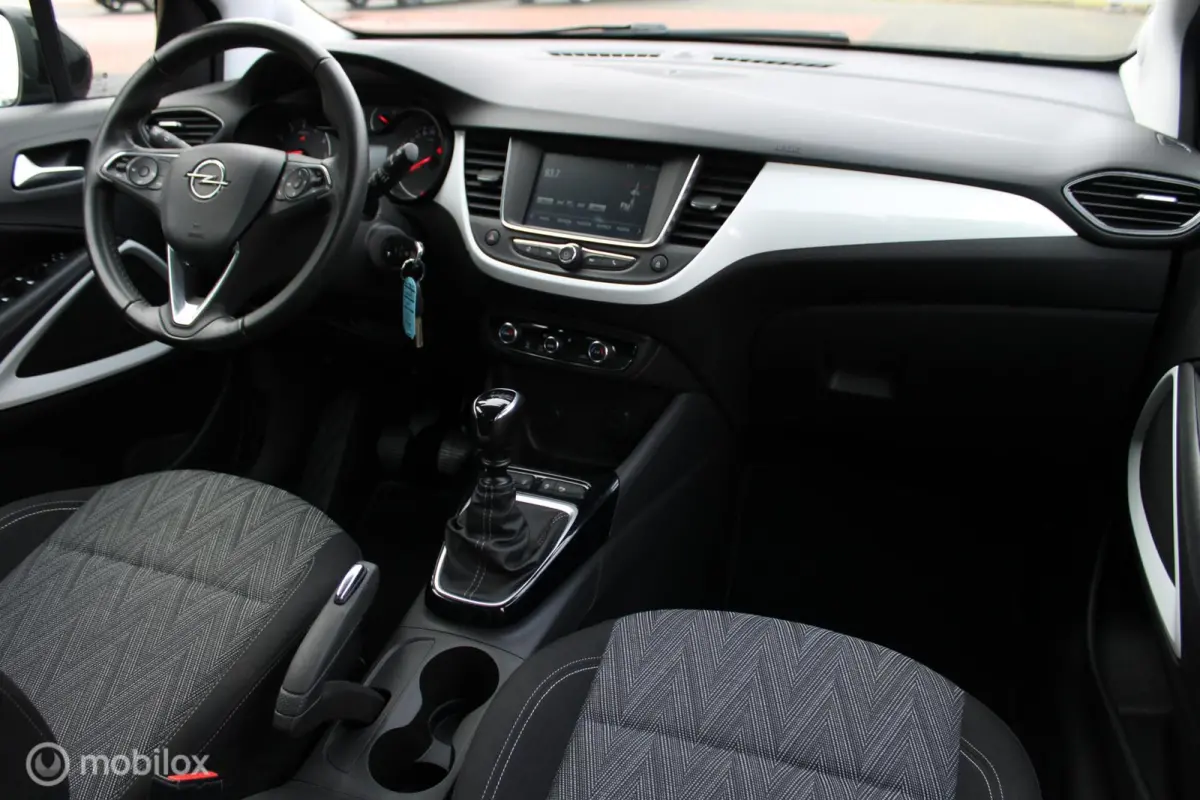 1.2 Turbo Edition 2020, Nieuwe Distributieriem, 4 Nieuwe banden, App connect, Pdc voor/achter + camera, Full Led, Cruise, Clima, 16 inch Lmv.
