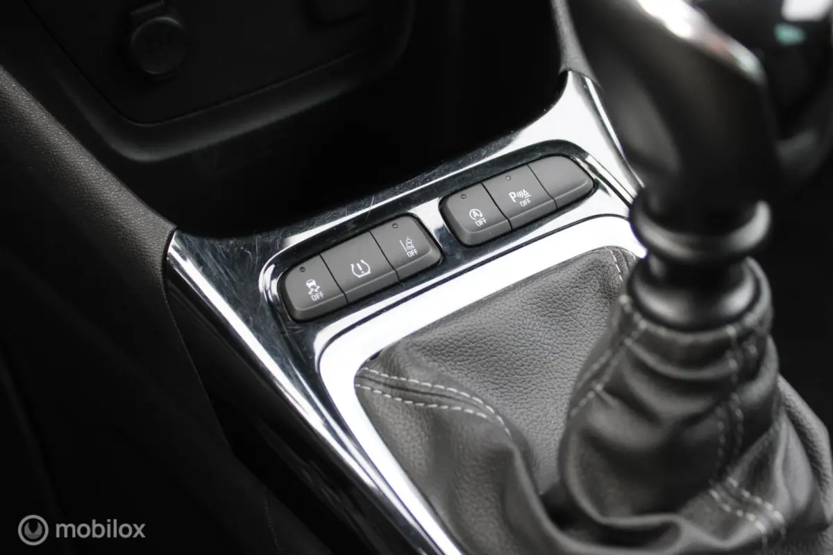 1.2 Turbo Edition 2020, Nieuwe Distributieriem, 4 Nieuwe banden, App connect, Pdc voor/achter + camera, Full Led, Cruise, Clima, 16 inch Lmv.