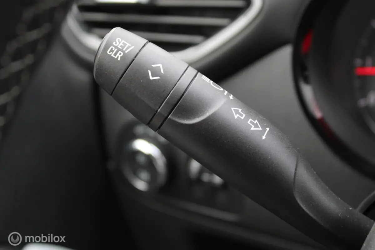 1.2 Turbo Edition 2020, Nieuwe Distributieriem, 4 Nieuwe banden, App connect, Pdc voor/achter + camera, Full Led, Cruise, Clima, 16 inch Lmv.