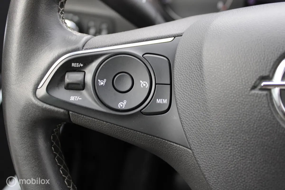 1.2 Turbo Edition 2020, Nieuwe Distributieriem, 4 Nieuwe banden, App connect, Pdc voor/achter + camera, Full Led, Cruise, Clima, 16 inch Lmv.