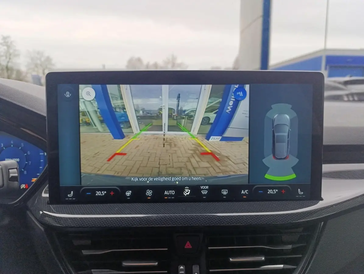 1.0 EcoBoost ST Line X Business | Adaptieve Cruise Control | Trekhaak | Stoel/stuur voorruitverwarming | 18 inch LMV | Dodehoekdetectie | Elek. achterklep