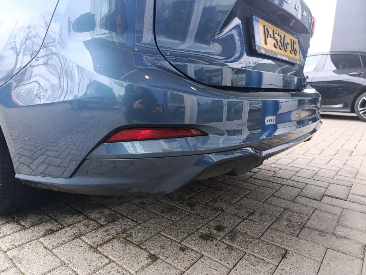 1.0 EcoBoost ST Line X Business | Adaptieve Cruise Control | Trekhaak | Stoel/stuur voorruitverwarming | 18 inch LMV | Dodehoekdetectie | Elek. achterklep