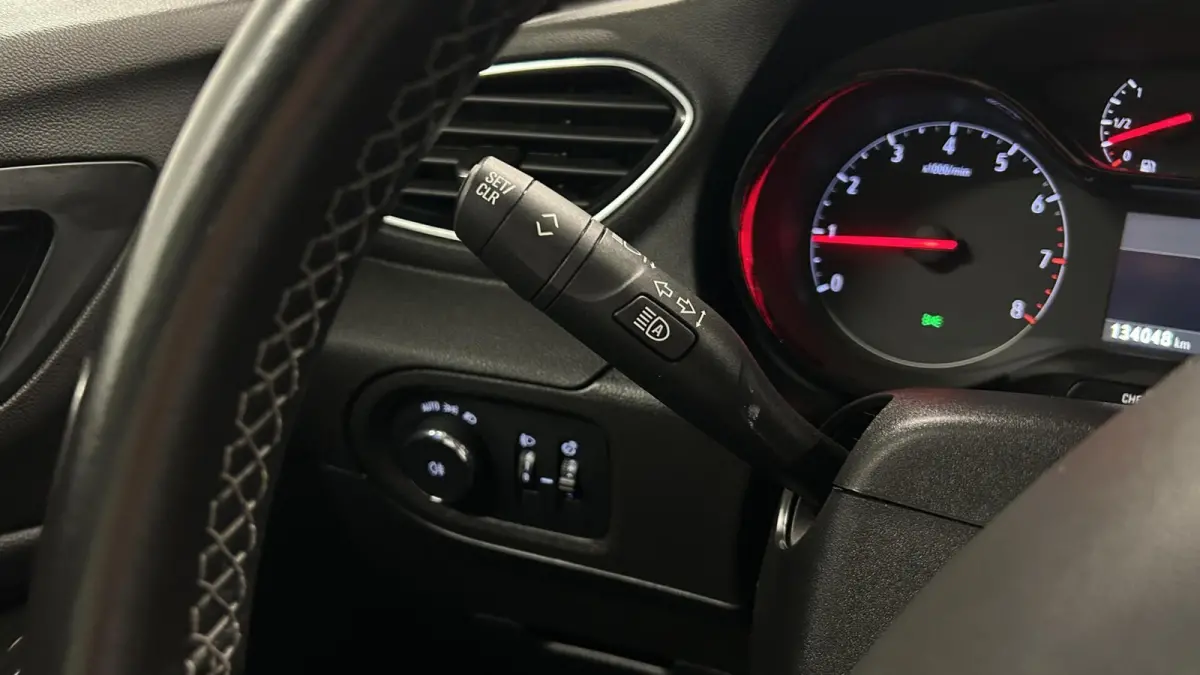 1.2 Turbo 120 Jaar Edition NAVI CRUISE CAMERA CARPLAY.