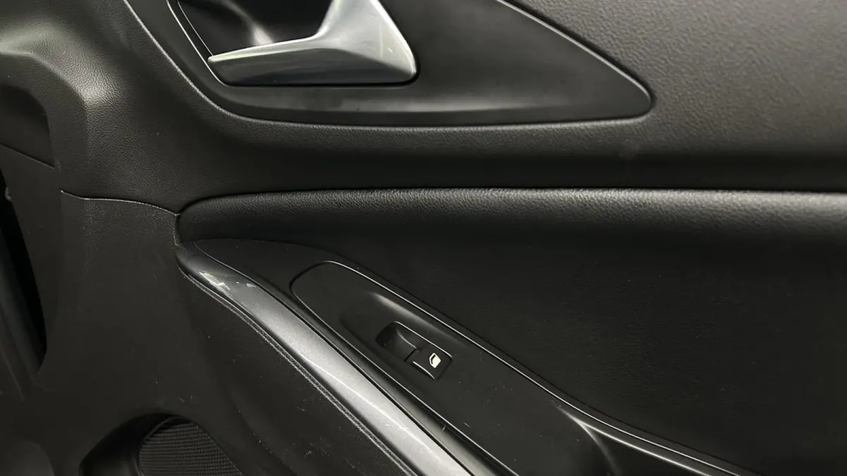 1.2 Turbo 120 Jaar Edition NAVI CRUISE CAMERA CARPLAY.
