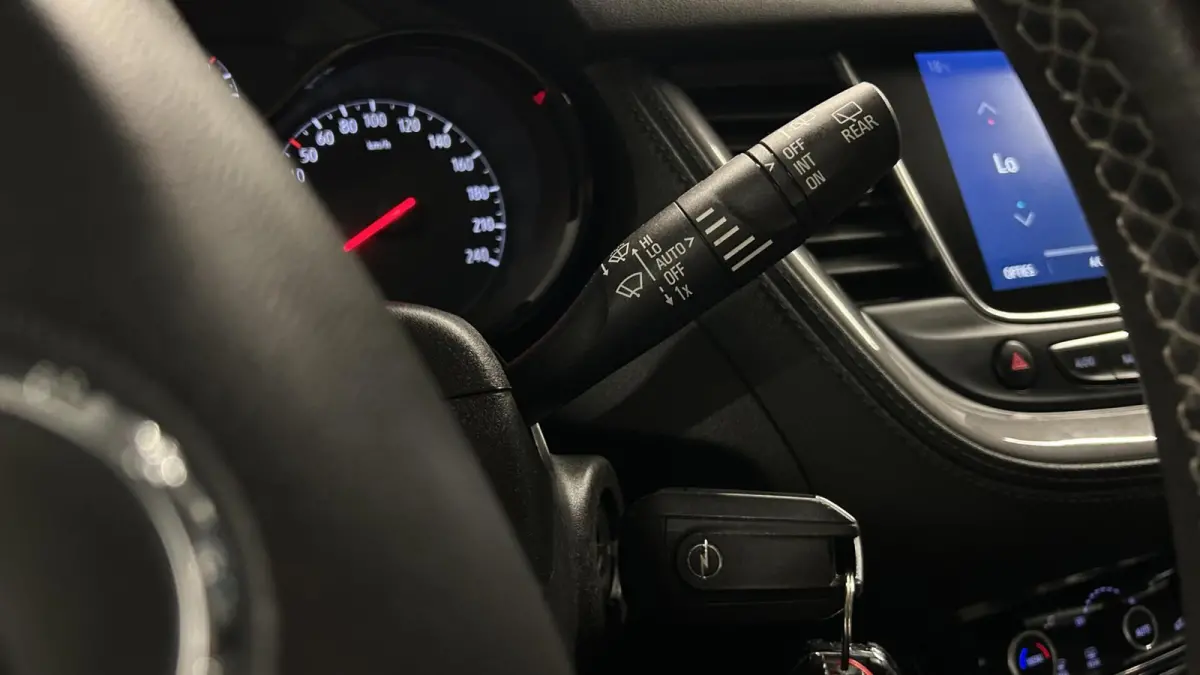 1.2 Turbo 120 Jaar Edition NAVI CRUISE CAMERA CARPLAY.