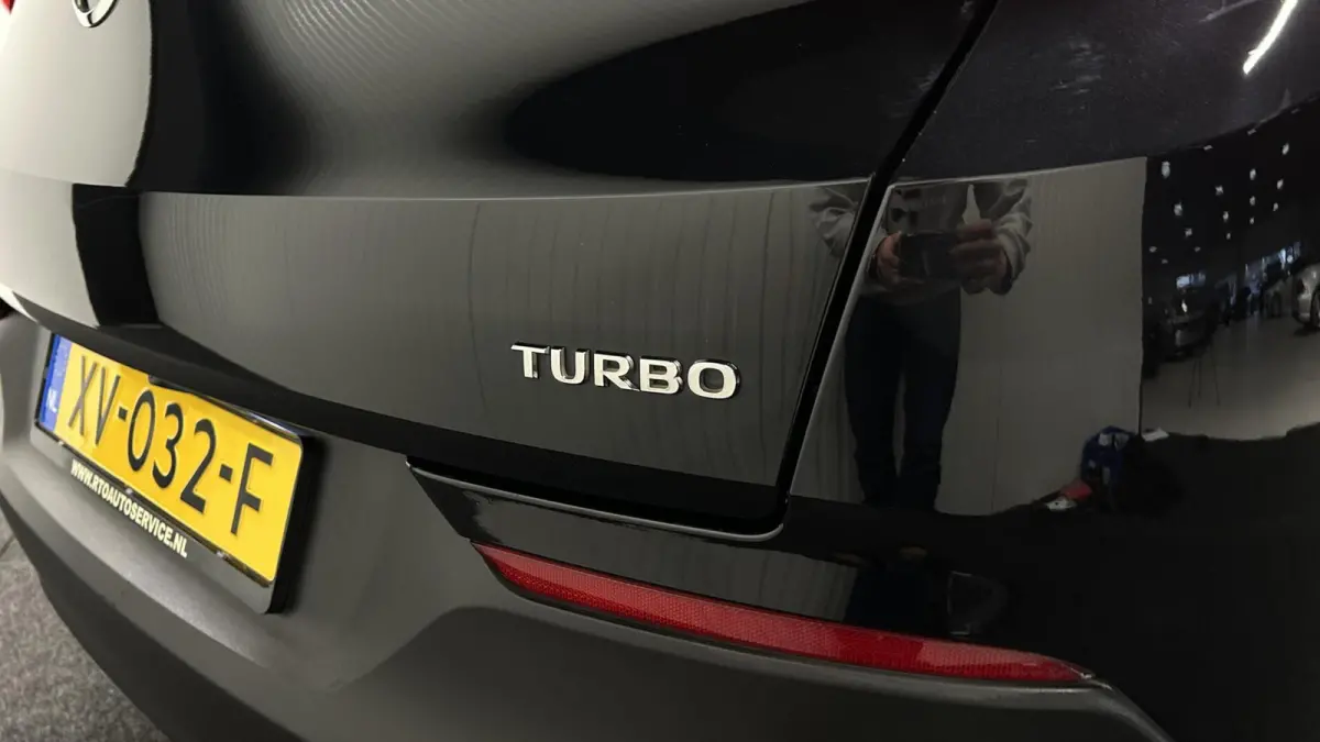 1.2 Turbo 120 Jaar Edition NAVI CRUISE CAMERA CARPLAY.
