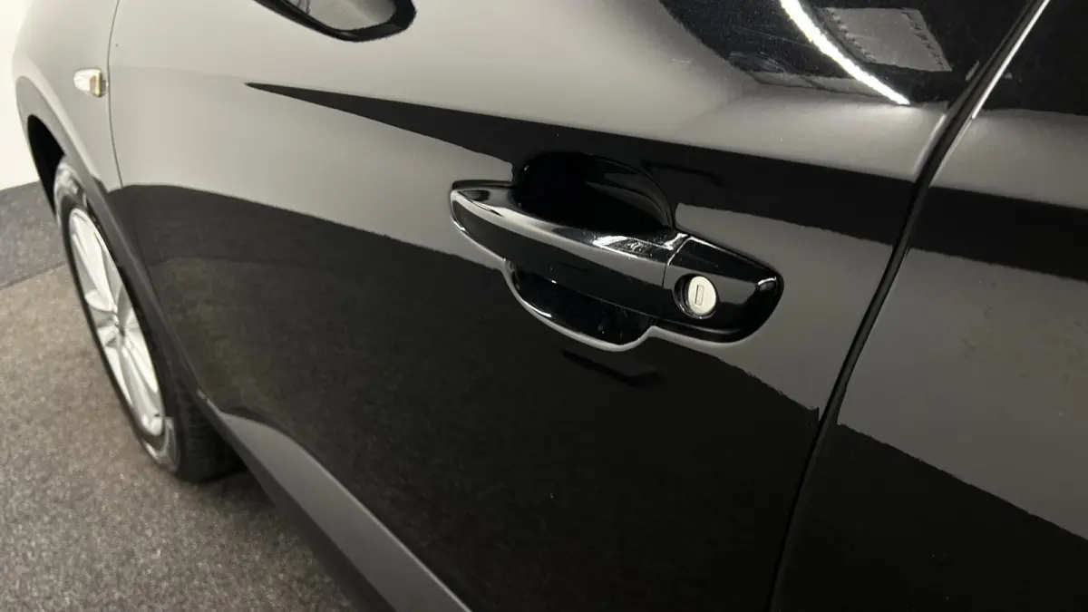 1.2 Turbo 120 Jaar Edition NAVI CRUISE CAMERA CARPLAY.